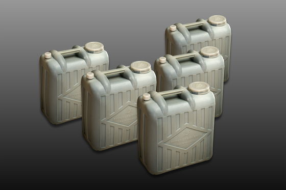 L'huile transparente adoucit et nourrit le bord du cuir avec un traitement du bord